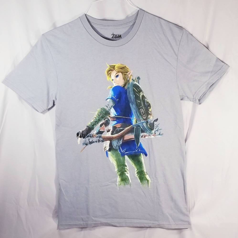 Nintendo Legend of Zelda Link tshirt. Medium